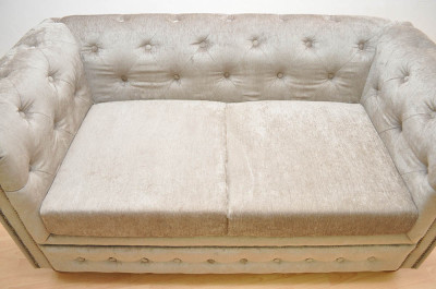 Pohovka Chesterfield atyp 7